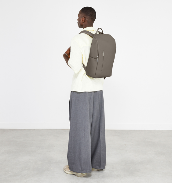 Lost In Berlin Rucksack 16"