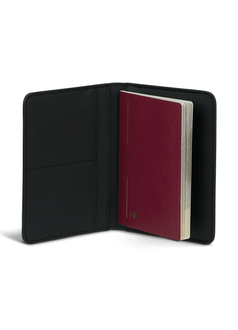 Lipault Lost In Berlin Passport cover Noir Lipault Lost In Berlin Passport cover Noir