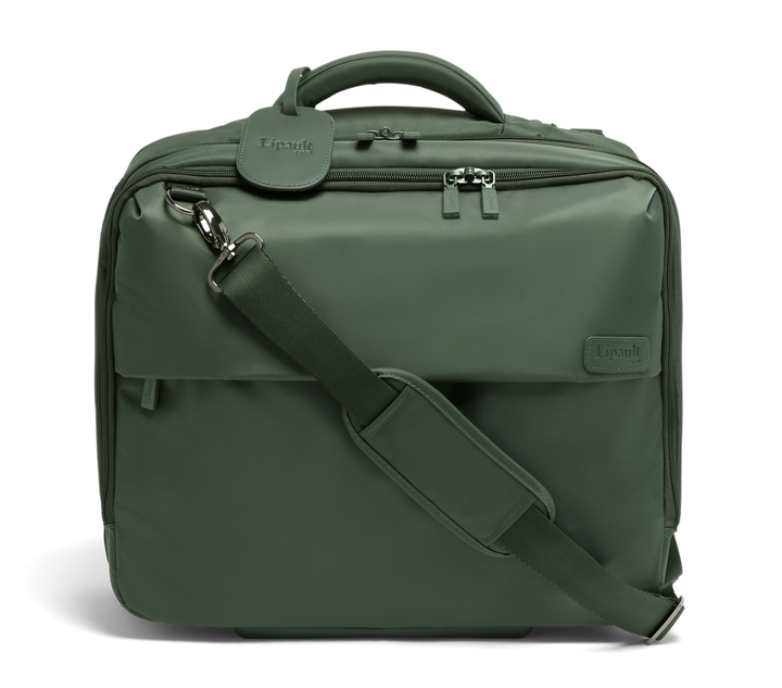 Plume Business Pilot Case  Khaki | 5
