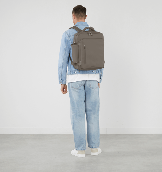 Lost In Berlin Reiserucksack 17"