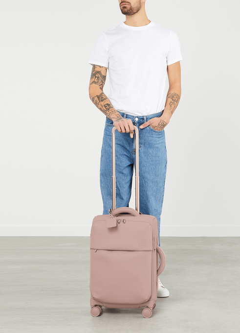 Lipault Lost In Berlin Cabin 2.0 55cm  Rose Quartz