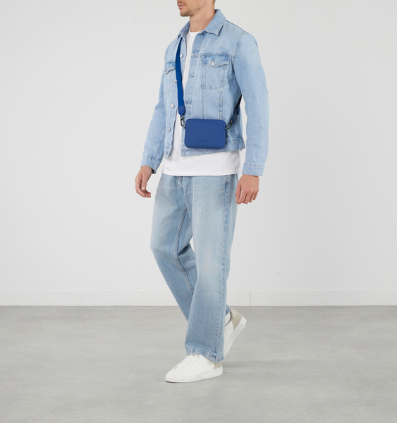 Lost In Berlin Umhängetasche - die Box